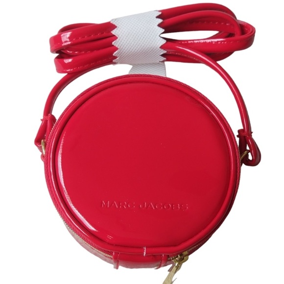 NWOT MARC JACOBS Mini 4" Red Patent Leather Crossbody Round Circle Canteen Bag - Picture 2 of 8